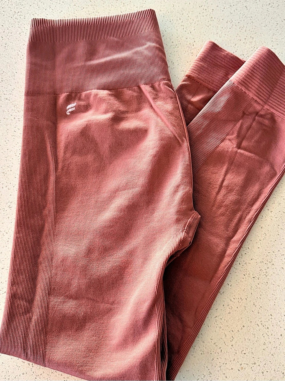 Fabletics High-Waisted Seamless Rib Legging Dusty Pink- S
